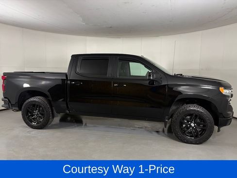 Used 2024 Chevrolet Silverado 1500 RST AWD/4WD image 11