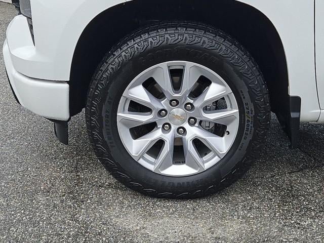 Used 2023 Chevrolet Silverado 1500 Custom RWD image 32