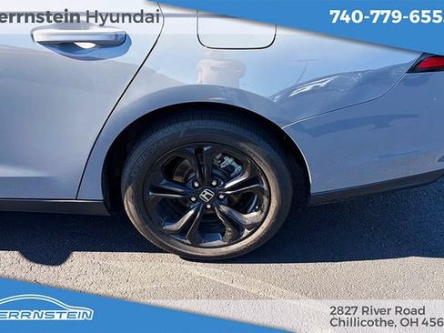 Used 2025 Honda Accord SE image 25