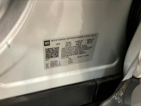 Used 2022 Chevrolet Equinox LT AWD/4WD image 19