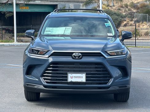 New 2026 Toyota Grand Highlander FWD image 7