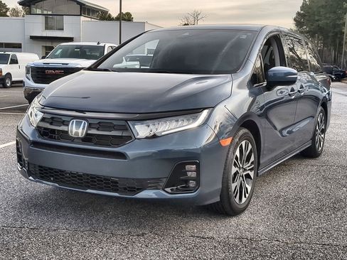 Used 2025 Honda Odyssey Elite image 4