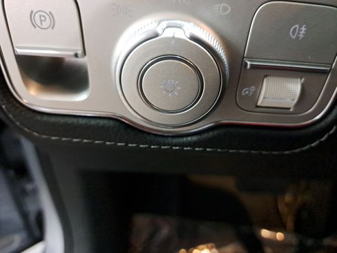 Used 2025 Mercedes-Benz GLE 350 4MATIC image 28
