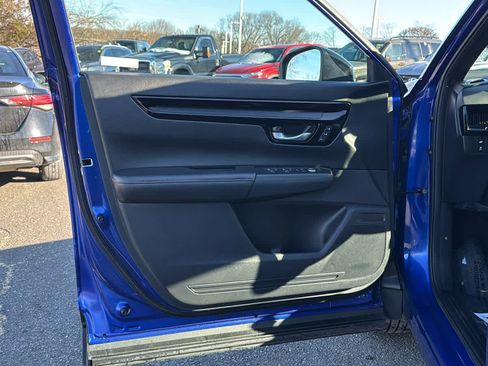 Used 2023 Honda CR-V Sport Touring image 11