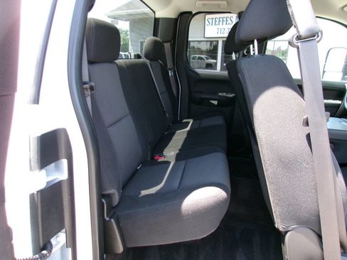 Used 2013 Chevrolet Silverado 2500 LT w/ Convenience Package AWD/4WD image 11