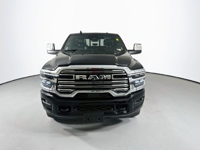 Used 2026 RAM 2500 Laramie AWD/4WD image 4