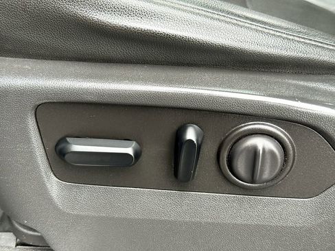 Used 2019 GMC Sierra 1500 SLT w/ SLT Premium Plus Package image 25