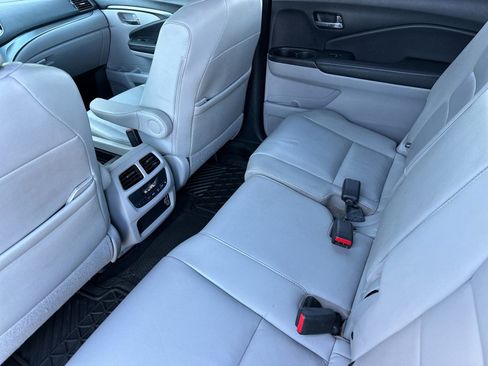 Used 2022 Honda Pilot EX-L image 12