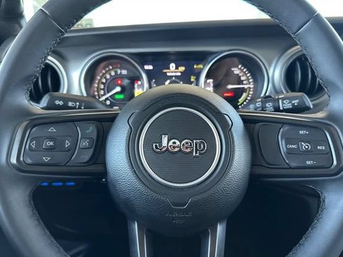 Used 2023 Jeep Wrangler Unlimited w/ 8.4" Radio Group AWD/4WD image 23