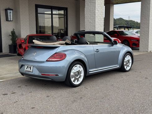 Used 2019 Volkswagen Beetle 2.0T Final Edition SEL image 15
