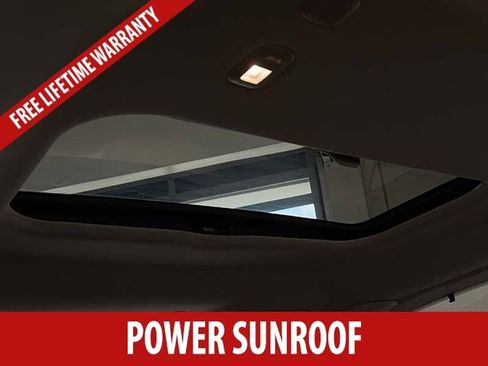 Used 2021 Chrysler Pacifica Limited w/ Premium & Safety Sphere Group FWD image 24