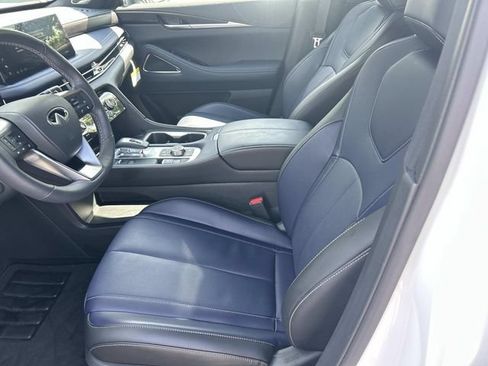 Certified 2026 INFINITI QX60 Sport w/ Dark Cargo Package AWD/4WD image 16