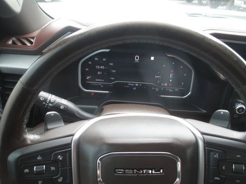 Used 2022 GMC Sierra 1500 Denali AWD/4WD image 31
