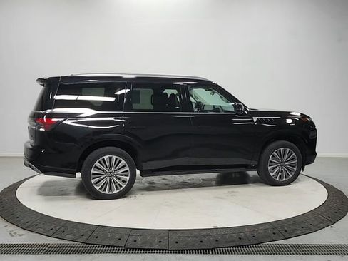 Used 2025 INFINITI QX80 Sensory AWD/4WD image 8
