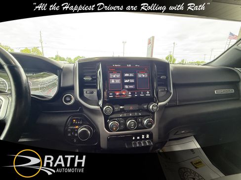 Used 2021 RAM 1500 Big Horn AWD/4WD image 16