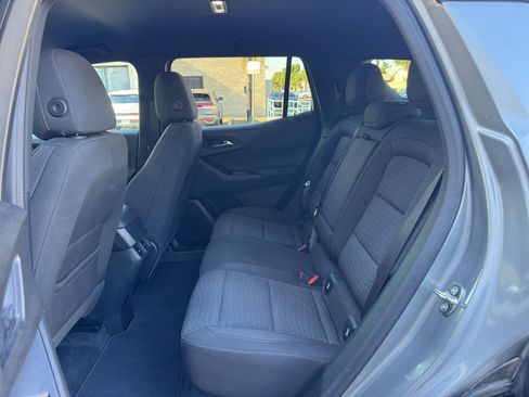 Used 2025 Chevrolet Equinox LT image 24