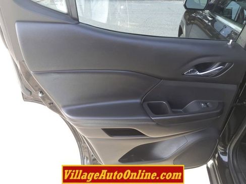 Used 2019 GMC Acadia SLT w/ LPO, Floor Liner Package AWD/4WD image 27