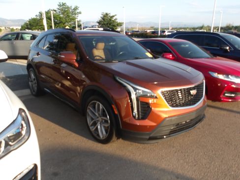 Used 2019 Cadillac XT4 Sport AWD/4WD image 2