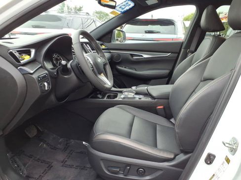 Certified 2025 INFINITI QX55 Luxe w/ Cargo Package AWD/4WD image 10