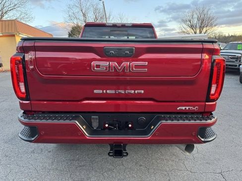 Used 2020 GMC Sierra 2500 AT4 w/ AT4 Premium Package image 3