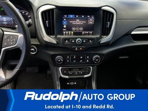 Used 2024 GMC Terrain SLE image 18