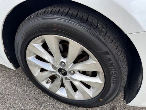 Used 2016 Kia Optima LX image 13