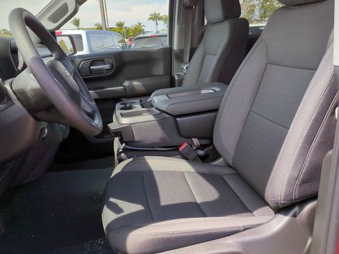 New 2025 Chevrolet Silverado 1500 Custom image 19