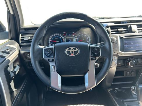 Used 2018 Toyota 4Runner SR5 image 13