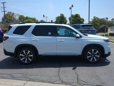 Certified 2023 Honda Pilot Elite image 5