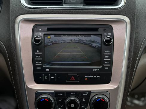 Used 2013 GMC Acadia Denali FWD image 25