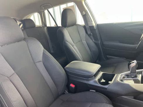 Used 2022 Subaru Outback Premium image 23