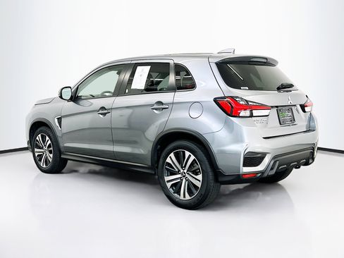 Used 2024 Mitsubishi Outlander Sport SE image 5