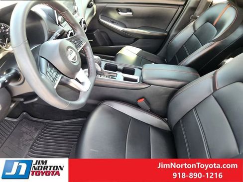 Used 2024 Nissan Sentra SR w/ SR Premium Package image 15