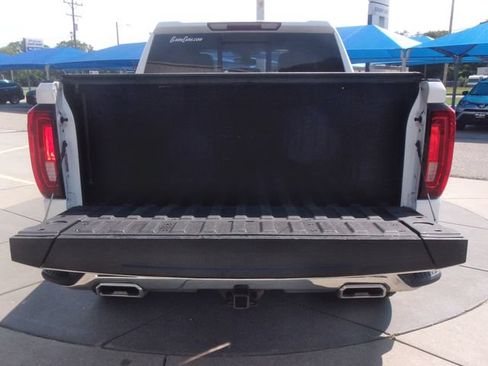 Used 2022 GMC Sierra 1500 SLT AWD/4WD image 20
