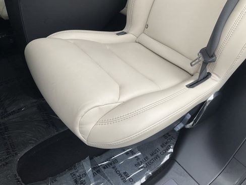 Used 2018 Tesla Model X 100D image 29