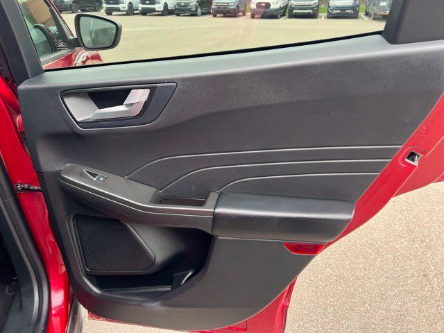 Used 2021 Ford Escape SE w/ Convenience Package AWD/4WD image 12