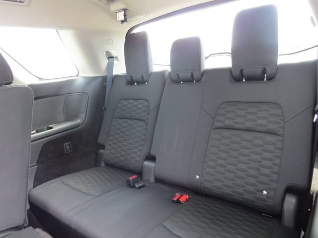 Used 2025 Nissan Pathfinder SV AWD/4WD image 13