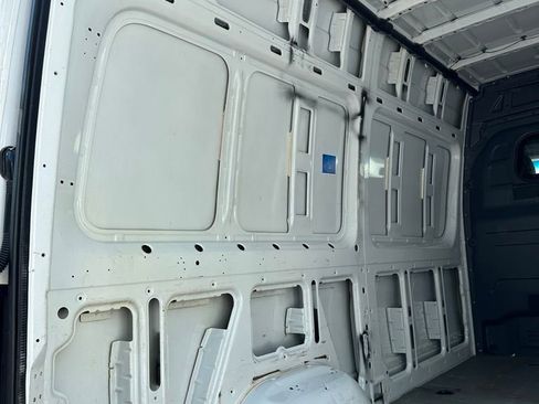 Used 2023 Mercedes-Benz Sprinter 2500 image 20
