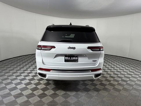 Used 2023 Jeep Grand Cherokee L Summit w/ Luxury Tech Group V image 8