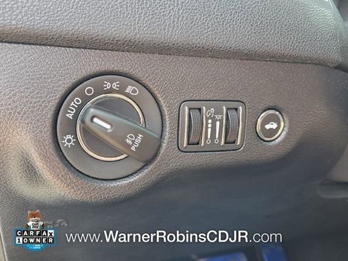 Used 2023 Chrysler 300 S w/ Comfort Group image 28