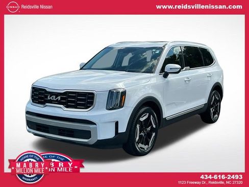 Used 2025 Kia Telluride S AWD/4WD image 1