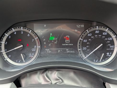 Used 2021 Toyota Highlander Limited FWD image 20