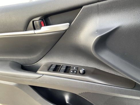 Used 2024 Toyota Camry SE image 45