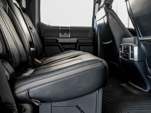 Used 2022 Ford F350 Platinum w/ FX4 Off-Road Package AWD/4WD image 34
