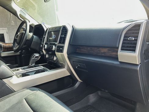 Certified 2020 Ford F150 Lariat w/ Equipment Group 502A Luxury AWD/4WD image 16