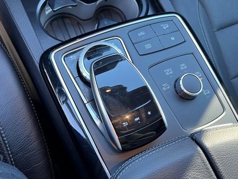 Used 2017 Mercedes-Benz GLE 43 AMG 4MATIC image 34