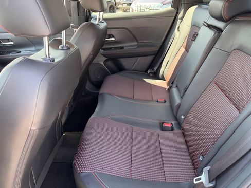 Used 2025 Nissan Kicks SR FWD image 25