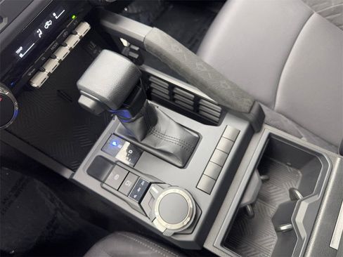 Used 2025 Toyota Tacoma SR image 68