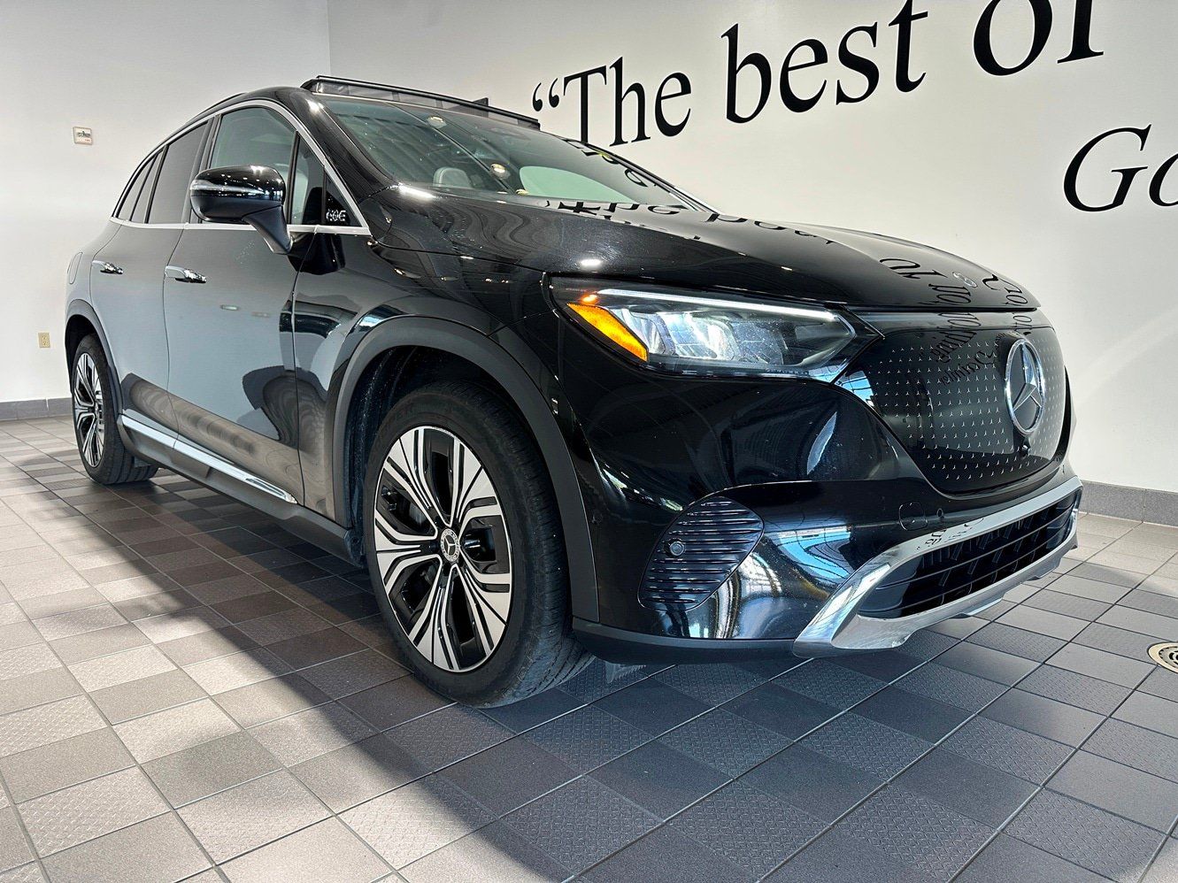 Used 2023 Mercedes-Benz EQE 350+ 4MATIC SUV image 1