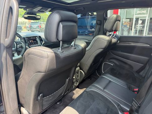 Used 2018 Jeep Grand Cherokee SRT w/ Trailer Tow Group IV AWD/4WD image 25